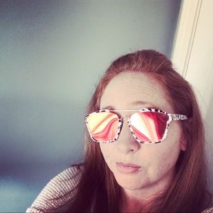 Meet your Posher, Marissa